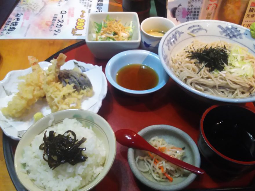 天ぷらとお蕎麦のセット